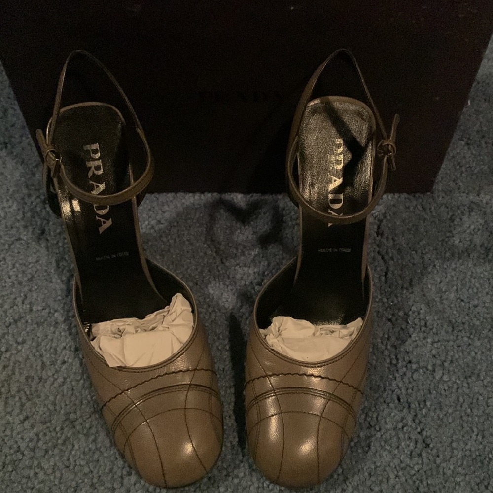 Prada Capretto Fume Acciaio Heels